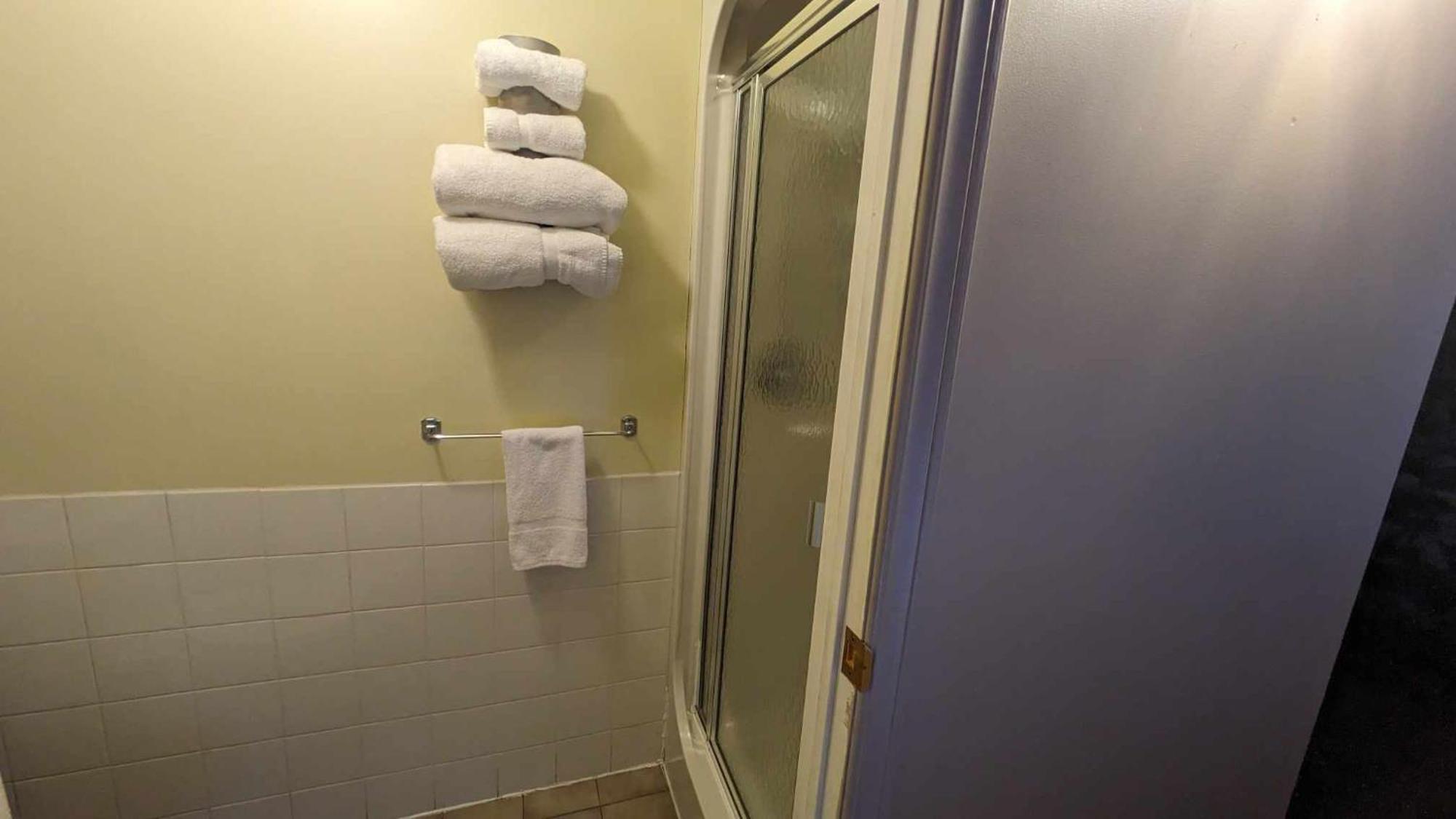 La Maison Rousseau Hotel Montmagny Kamer foto