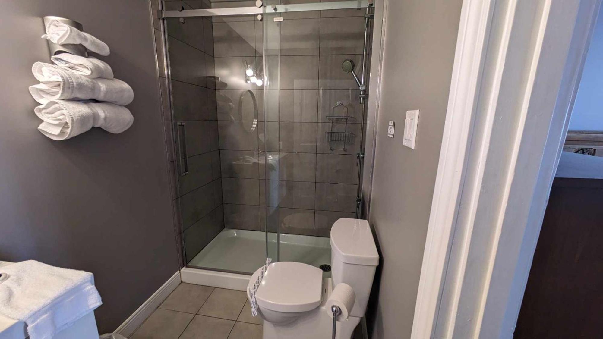 La Maison Rousseau Hotel Montmagny Kamer foto