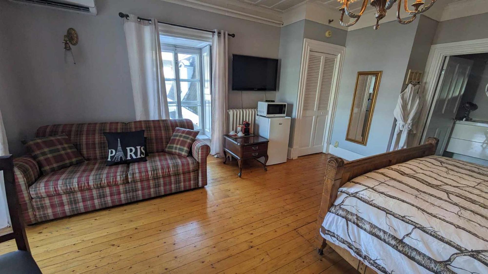 La Maison Rousseau Hotel Montmagny Kamer foto