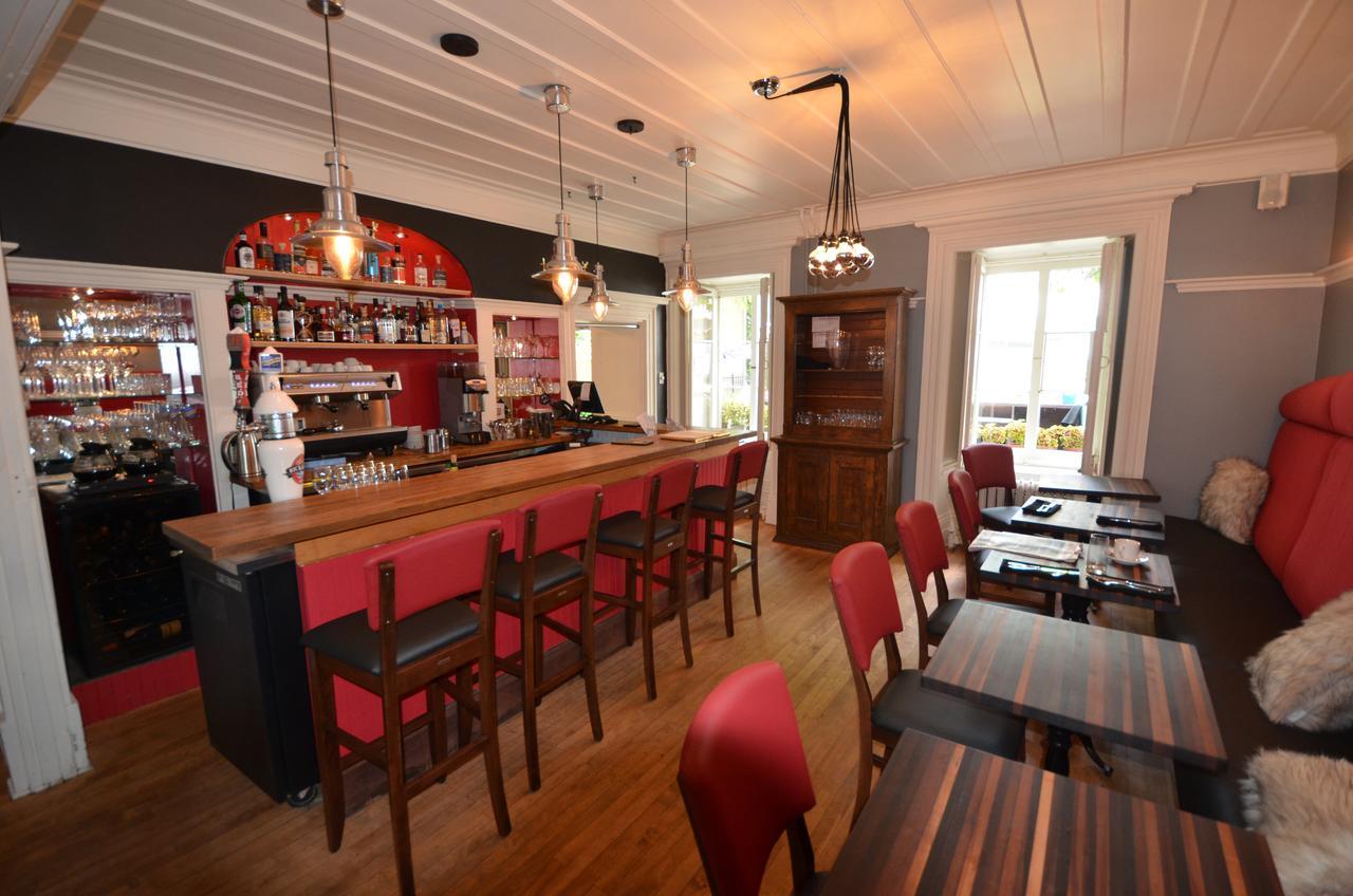 La Maison Rousseau Hotel Montmagny Buitenkant foto